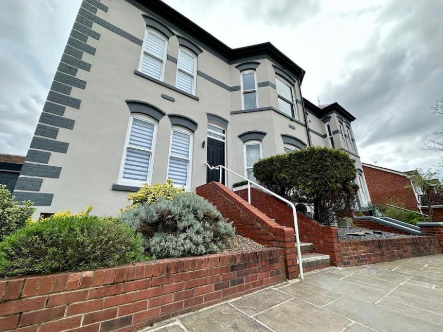 Birkdale Retreat Villa Southport Exterior photo